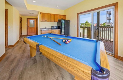 Palisade Acres House | Oceanview Dog Friendly with Private Pool, Hot Tub, Game and Media Rooms, Wet Bar