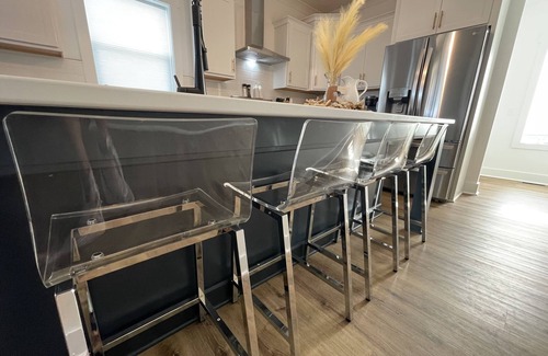 Wilmington Beach House | Oceanview NEW Home with Amazing Rooftop and Rec Room! Under 3 min walk 2 beach!