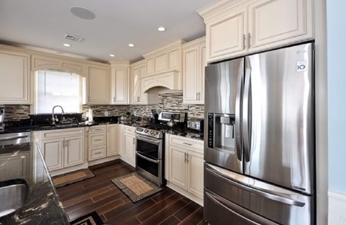 North Beach Haven House | Oceanview w/heated pool (Mem-Labor Day) outdoor bar/kitchen 5 Bedroom 2 Master