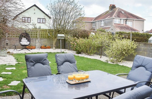 Seahouses Cottage | Och Moo at Number 47