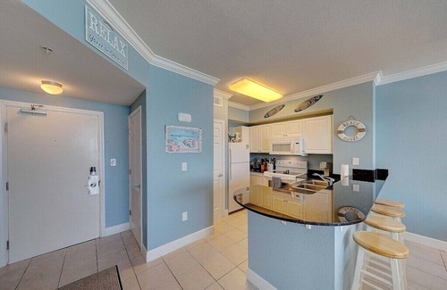 Panama City Beach Resort | Oct 13 - 19th Special! Beautiful 2nd floor!