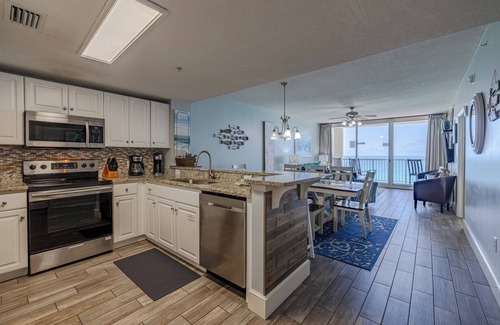 Long Beach Condo | OCT WEEKS AVAILABLE - MAJESTIC BEACH RESORT - 10% Off 7 Nights or More in 2025