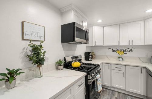 Los Angeles House | October Sale! 35 Off - Avalon Bnb