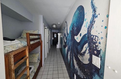 Wilmington Beach Apartment | Octopus Garden 1BR, King Bed, Indoor & Outdoor Pool
