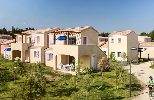 Paradou Apartment | Odalys Référence Le Mas des Alpilles by Interhome