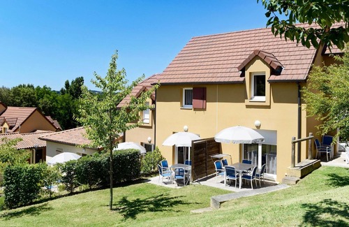 Sarlat-la-Caneda House | Odalys Référence Les Côteaux de Sarlat by Interhome