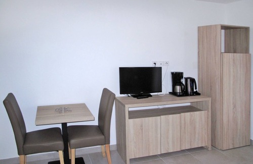 Le Barcares Apartment | Odalys Référence Le Lotus Blanc by Interhome