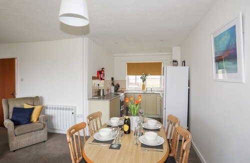 Mynytho Cottage | OER - 8 TY'N DON, pet friendly, with a garden in Abersoch