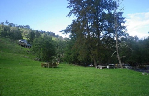 Megalong Valley House | Off the Grid Eco Lodge
