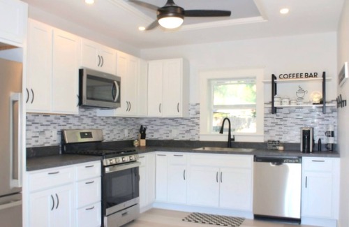 Ohio City House | Ohio City History Haven - nClose to Downtown, Airport, Hospital, and much more