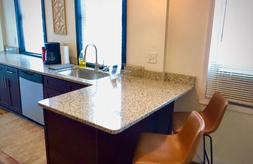 Ohio City House | Ohio City,Tremont,Walk to Shops,Bars,WestsideMark