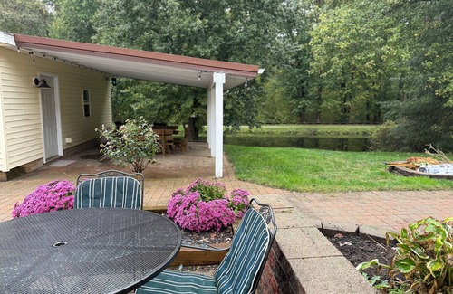 Akron House | Ohio Towpath Paradise Luxury Canal-Side 3BR Pet-Friendly Near DT Akron!