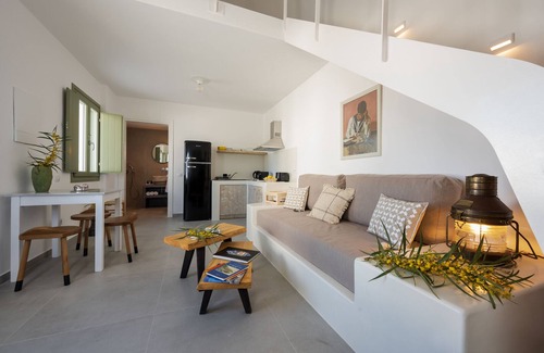 Finikia Villa | Oia Kissiri - private pool Villas