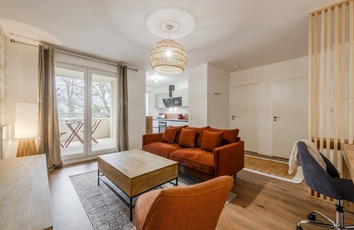 Bussy-Saint-Georges Apartment | OIQIA Palmeraie