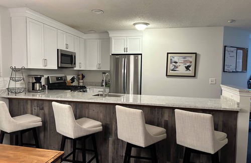 Ludlow Condo | Okemo Ski in-Ski out @ Winterplace, 3 bdr, 2 ba Condo with Pool, Hot Tub, W/D