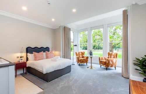 Abingdon Hotel | Old Abbey House