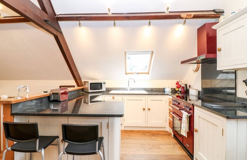 Drewsteignton Cottage | OLD CHAPEL, pet friendly, country holiday cottage in Drewsteignton