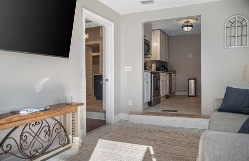 Mobile Apartment | Old Dauphin Way Historic Home - Unit 6