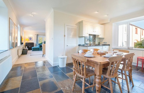 Pembroke Cottage | Old Farm For Four, Holiday Cottage East Orielton, Nr Bosherston, Sleeps 4, 2 bedrooms, bathrooms