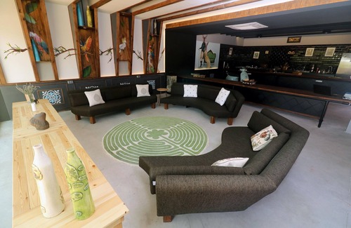 Kemalpasa Hotel | Old Farm Hotel