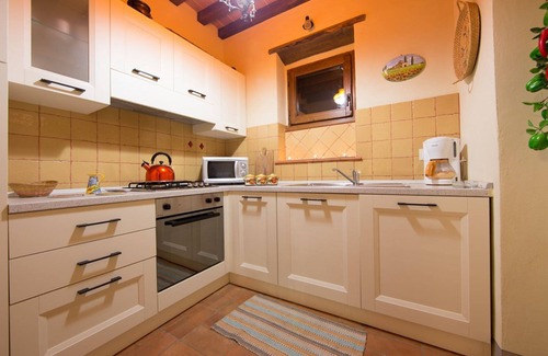Castiglion Fiorentino Other | old farmhouse with swimming pool and a beautiful view over the Val di Chiana