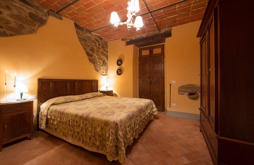 Castiglion Fiorentino Other | old farmhouse with swimming pool and a beautiful view over the Val di Chiana