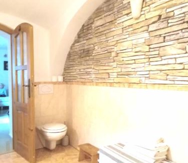 Kremze House | Old house in Forest
