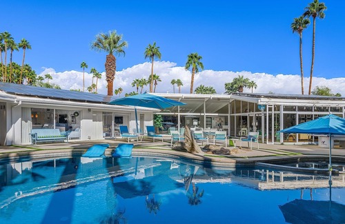 Old Las Palmas Villa | Old Las Palmas Mid-Century Luxury Estate Mtn Views