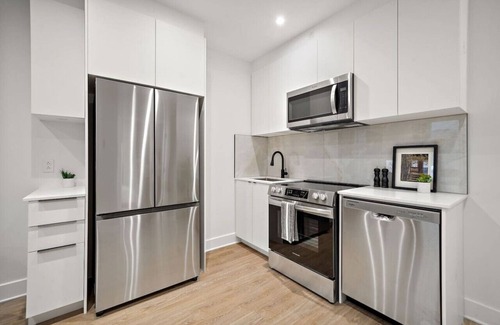 Old Montreal Apartment | Old Montreal Luxury Apartment