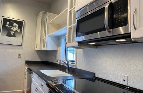 Central Colorado Springs House | Old North End Near Downtown