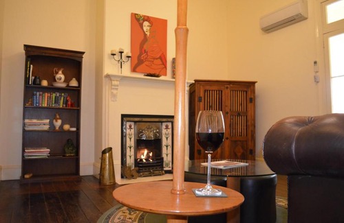 Parkes Bed & Breakfast | Old Parkes Convent