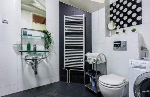 Savamala Apartment | Old Port Riverside Apartments in City Center