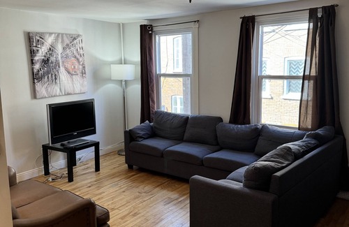 Saint-Jean-Baptiste Apartment | Old Quebec, restaurants, theater, within walking distance