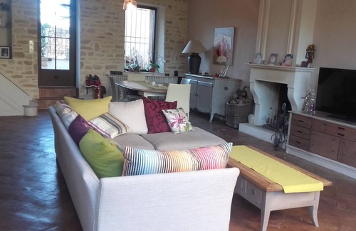 Lancon-Provence House | Old renovated convent