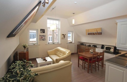 Ypres Apartment | Old Saxo