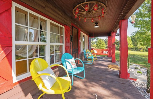 Lexington Cabin | Old Tennessee Homeplace between Jackson and Lexington, TN, 12 minutes from I-40