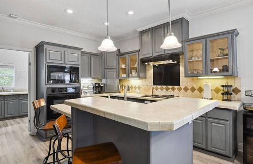 Bay St Louis House | Old Town Bay St. Louis Private Location Outdoor Bar Area Pool Table Ping Pong