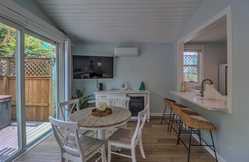 Downtown Cottage | Old Town cottage