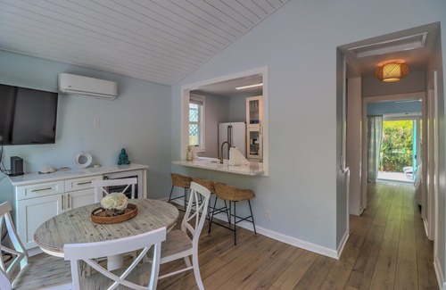 Downtown Cottage | Old Town cottage