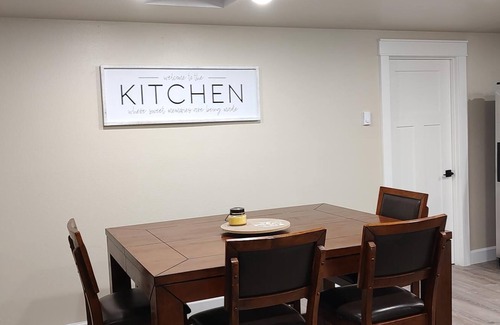 Florence Condo | Old Town Florence getaway, walking distance to shops and restaurants.