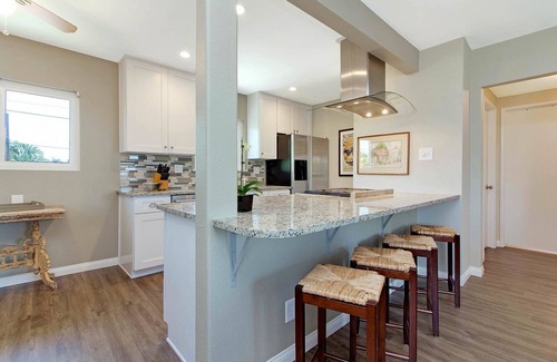 Old Towne Apartment | Old Towne Orange, Chapman University, Disneyland and the Convention Center