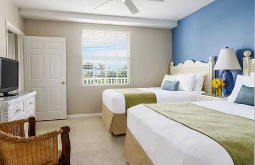 Marco Island Hotel | Olde Marco Island Inn, Classic Suite w/2 Bedrooms & Island Charm