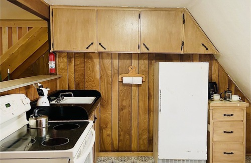 Cloudcroft Cabin | Ole Rustic Red in Cloudcroft