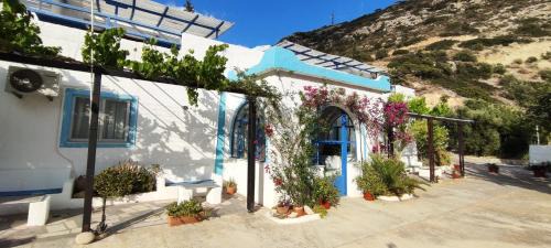 Ferma Apartment | Oleander's Garden Traditional Cretan Cottage