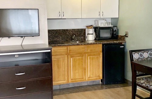 San Luis Obispo Hotel | Olive Tree Inn & Suites
