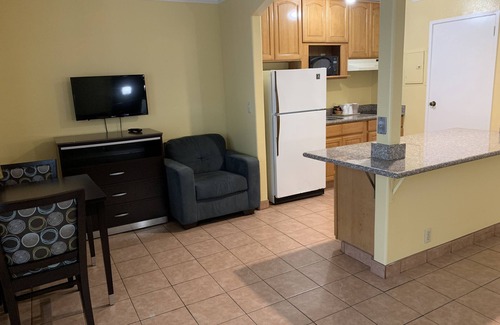 San Luis Obispo Hotel | Olive Tree Inn & Suites