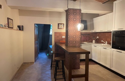 Castiglione del Lago Apartment | Olivemill Apt Private Jacuzzi Outside, Castiglione del Lago, Italy