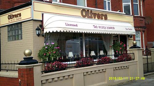North Shore House | OLIVERS Strickley over 35 years only