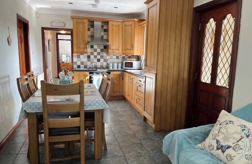 Newry Cottage | Olivia-Leigh Cottage! Countryside Cottage at the foot of the Mourne Mountains.
