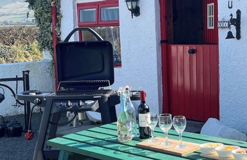 Newry Cottage | Olivia-Leigh Cottage! Countryside Cottage at the foot of the Mourne Mountains.